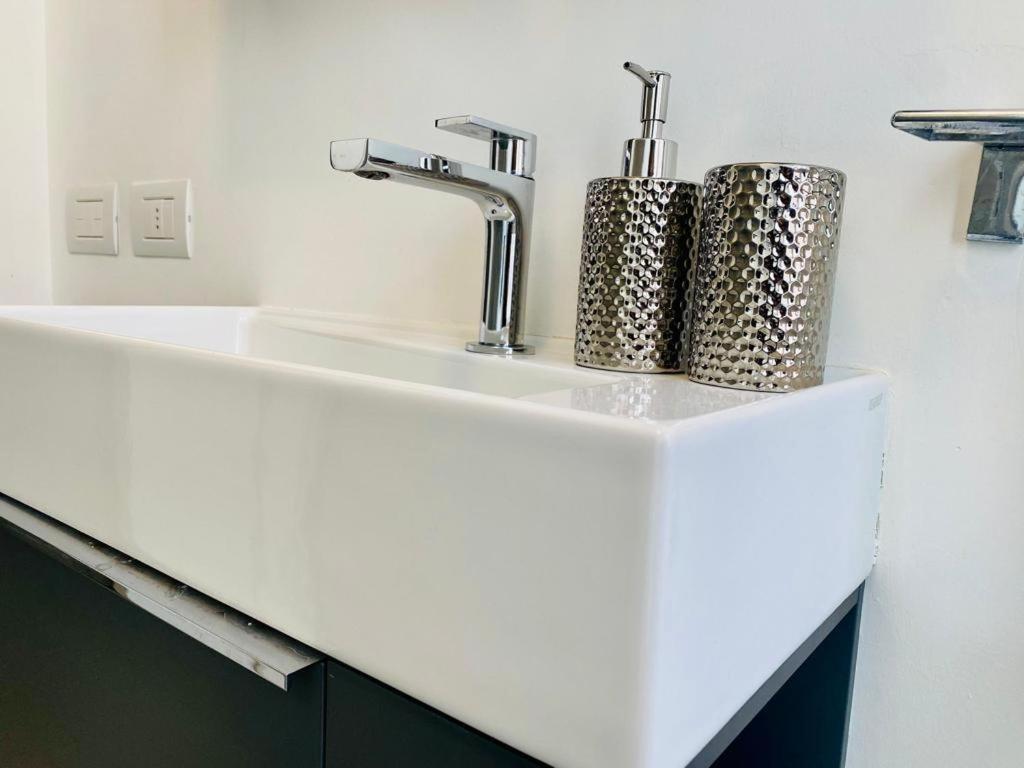 Villa Martina Luxury Suites Lecco Luaran gambar